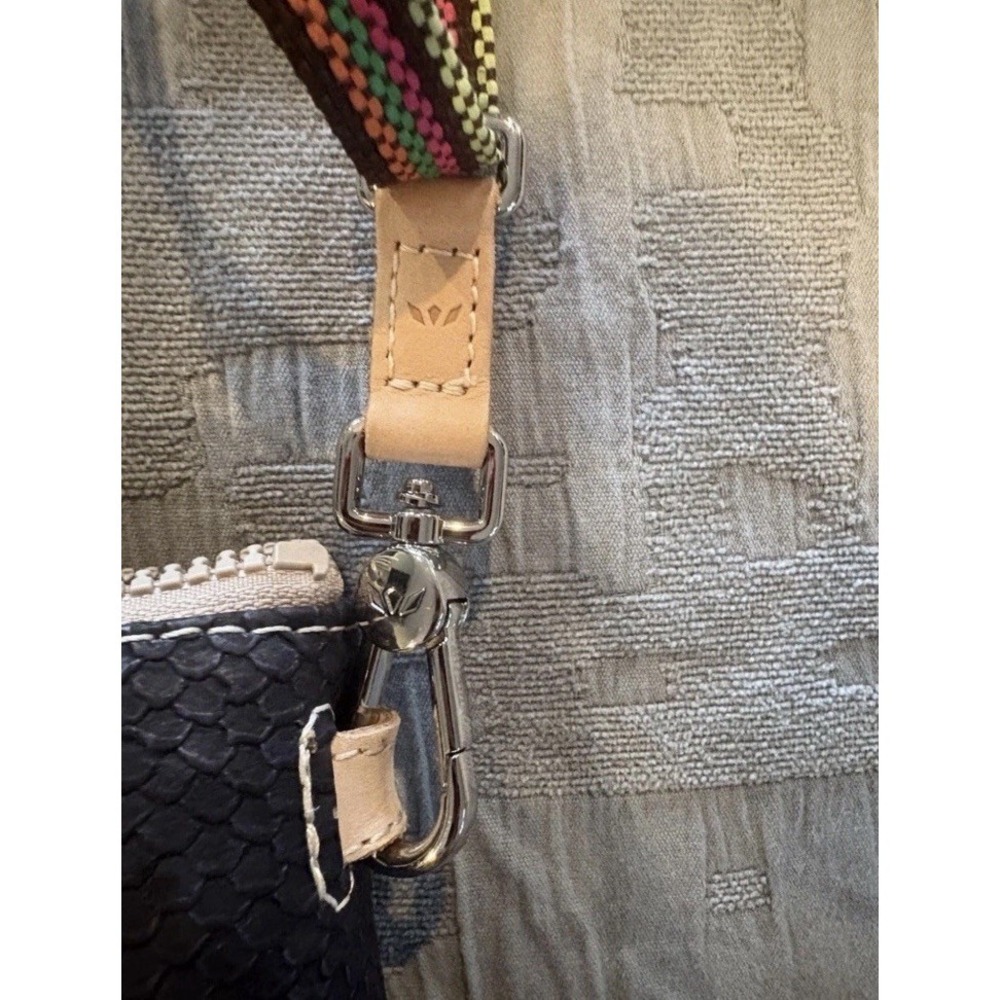 Consuela Crossbody Midtown Rattler Purse Bag NEW 5621 - Picture 6 of 11